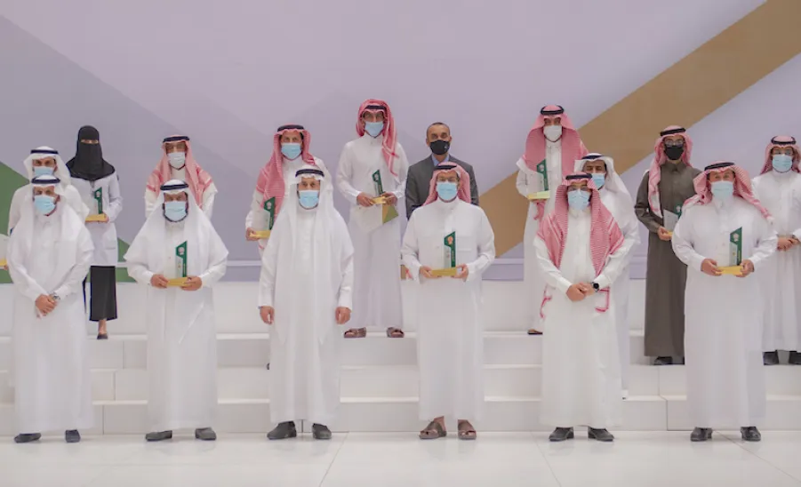 شملت جائزة الجودة والتميز ، وجائزة التقارير السنوية المتميزة ، وجائزة التميز في رعاية المستفيدين : معالي رئيس الجامعة يرعى حفل جوائز معاليه السنوية - الجامعة