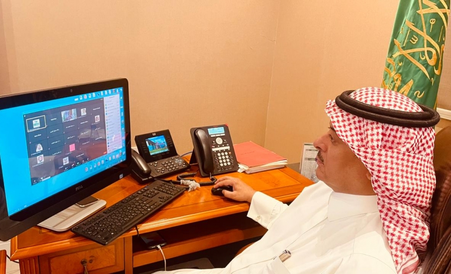 مشاركة عميد معهد الملك سلمان للدراسات والخدمات الاستشارية في اللقاء الثالث عشر لعمداء معاهد البحوث والاستشارات بالجامعات السعودية