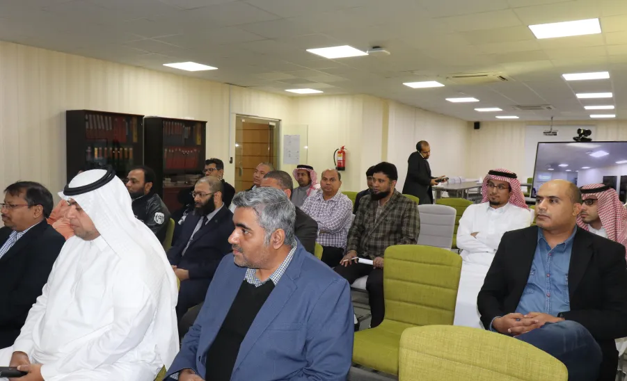 كلية علوم الحاسب والمعلومات CCIS تعقد اجتماعها الثاني بمنسوبي الكلية للعام الجامعي 1440/1441هـ - 2