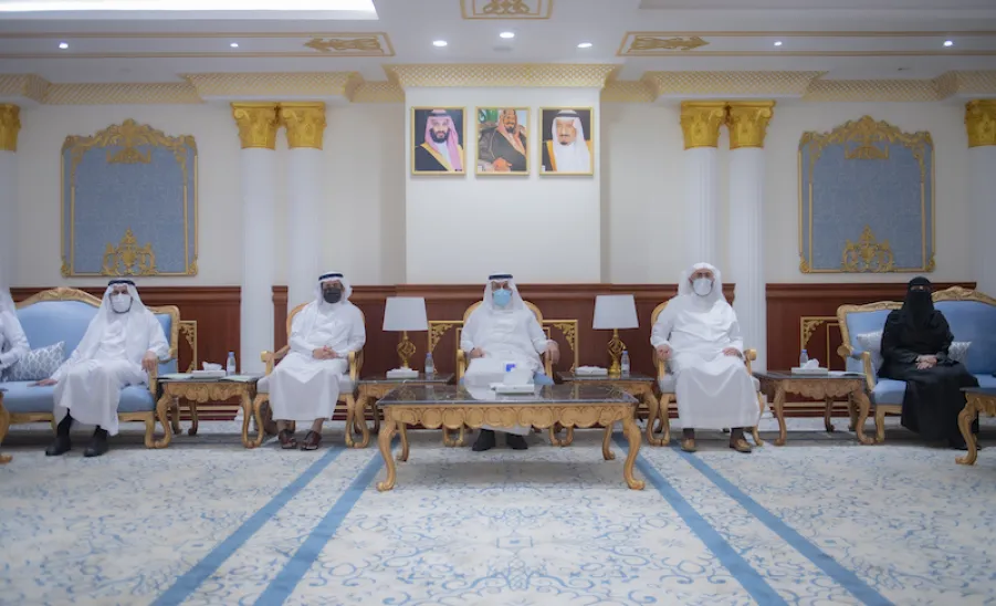 معالي رئيس الجامعة يفتتح توسعة المكتبة المركزية ويدشن مشروع المكتبات الذكية - ]U,M