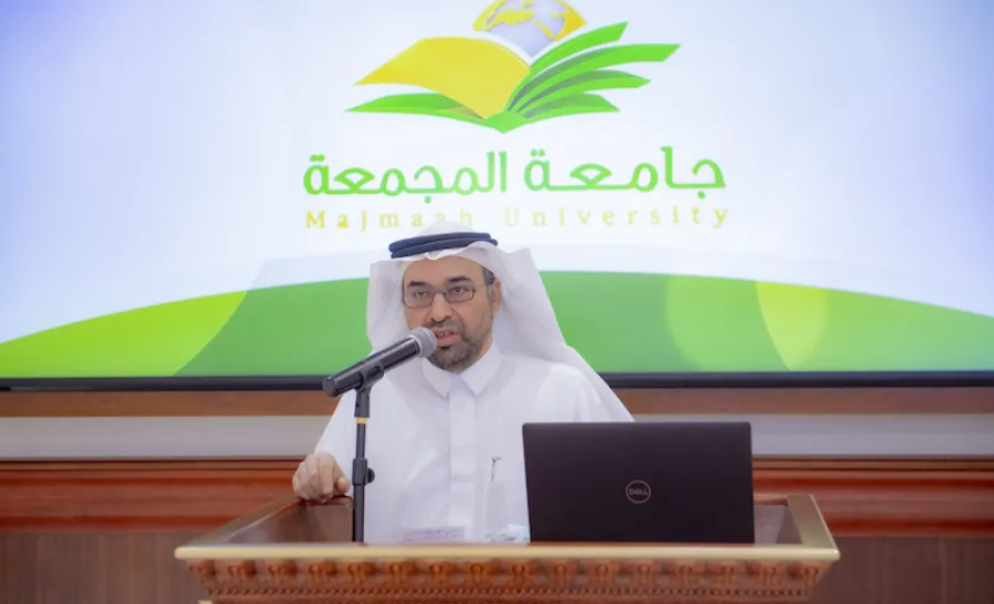 معالي رئيس الجامعة يرعى حفل توقيع مذكرتي تعاون بين الجامعة وجمعية تحفيظ القرآن الكريم بالمجمعة والزلفي -  ]U,M