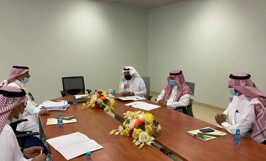 المجلس الاستشاري لمدارس رواد الجامعة يعقد جلسته الثالثة - ]U,M