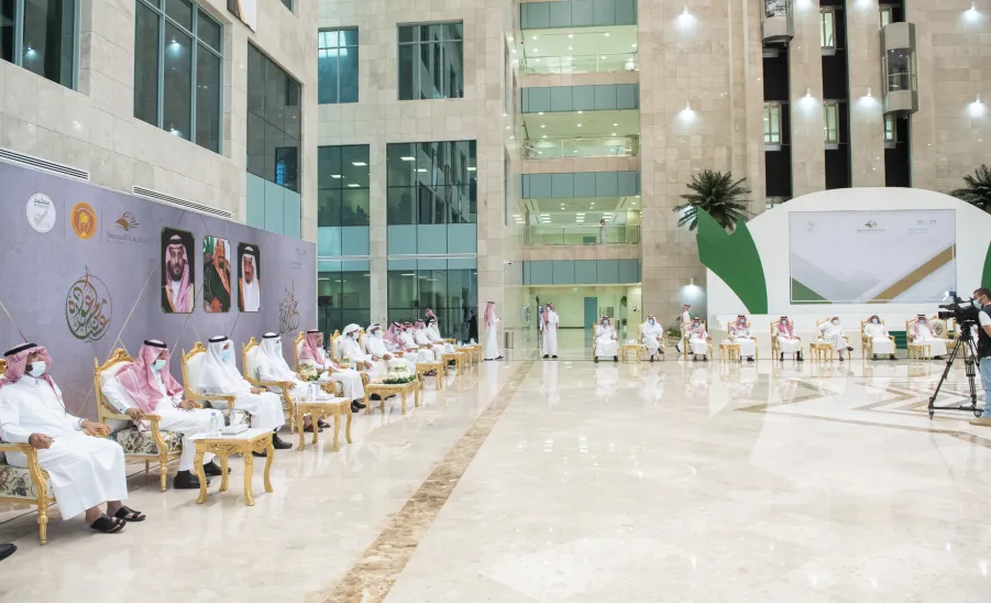 إدارة العلاقات العامة والإعلام الجامعي تقيم حفل المعايدة السنوي لعيد الأضحى المبارك -  ]U,M