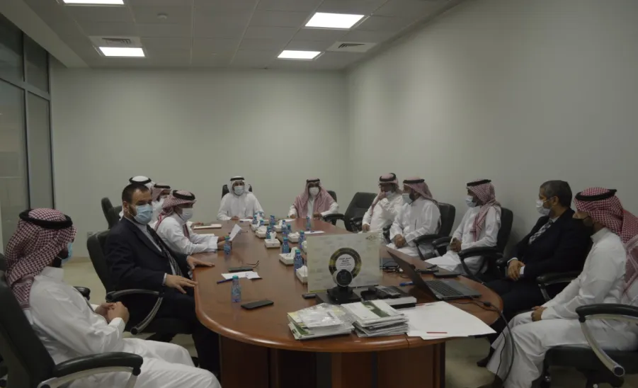 وكيل الجامعة للشؤون التعليمية يناقش التقارير ويطلع على خطة عمادة شؤون الطلاب -  وكيل الجامعة للشؤون التعليمية يناقش التقارير ويطلع على خطة عمادة شؤون الطلاب