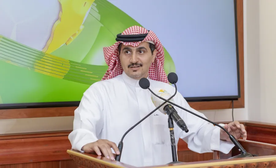 رئيس الجامعة يلتقي بقياداتها من الوكلاء وعمداء الكليات والعمادات المساندة - #