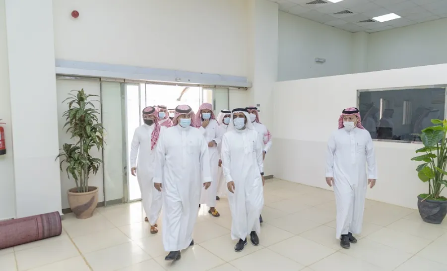  رئيس الجامعة يزور كلية العلوم والدراسات الإنسانية بحوطة سدير -  an