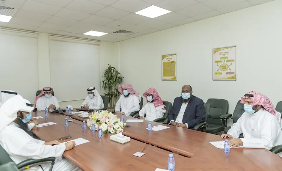  رئيس الجامعة يزور كلية العلوم والدراسات الإنسانية بحوطة سدير -  AA