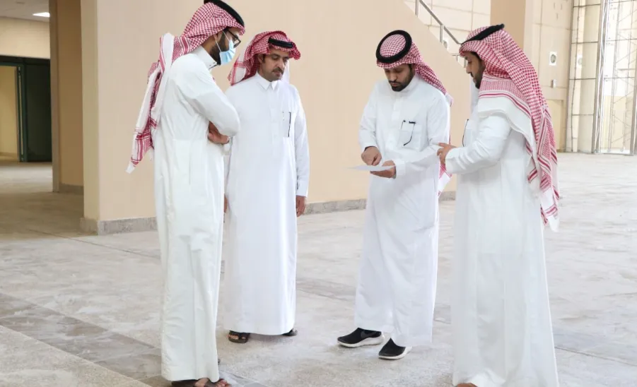 عميد شؤون المكتبات يزور مقر المكتبة بمشروع مجمع الطالبات بالمدينة الجامعية - عميد شؤون المكتبات يزور مقر المكتبة بمشروع مجمع الطالبات بالمدينة الجامعية