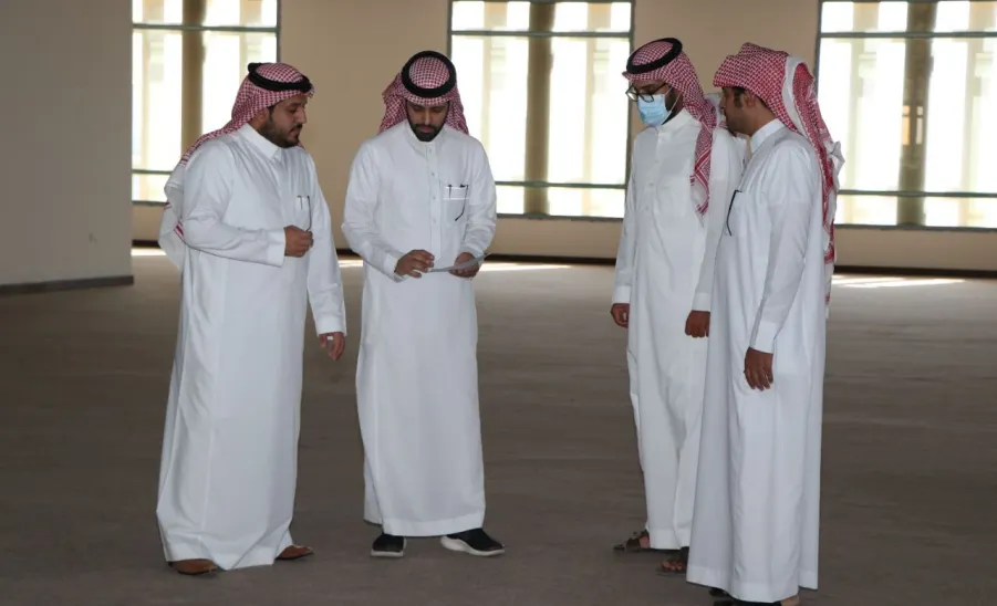 عميد شؤون المكتبات يزور مقر المكتبة بمشروع مجمع الطالبات بالمدينة الجامعية - عميد شؤون المكتبات يزور مقر المكتبة بمشروع مجمع الطالبات بالمدينة الجامعية