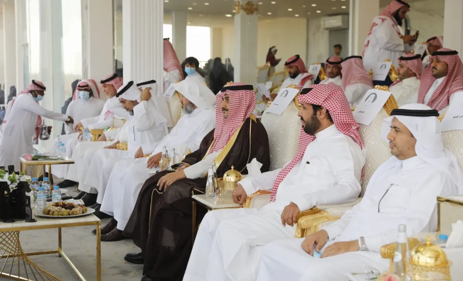 رئيس الجامعة يرعى حفل السباق الخامس لميدان الفروسية بالمجمعة - جامعة المجمعة 