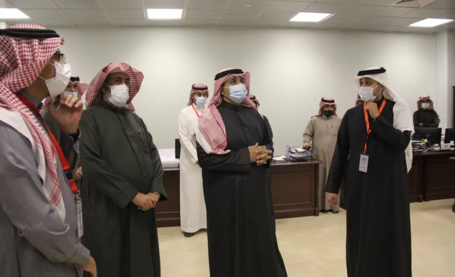 MU RECTOR ON INSPECTION VISIT TO DEANSHIP OF IT
 -  a