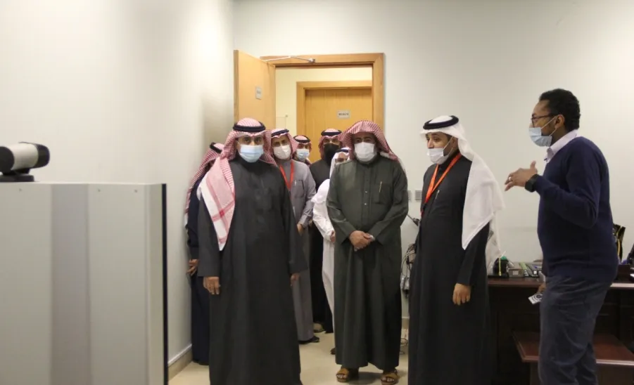MU RECTOR ON INSPECTION VISIT TO DEANSHIP OF IT
 -  a