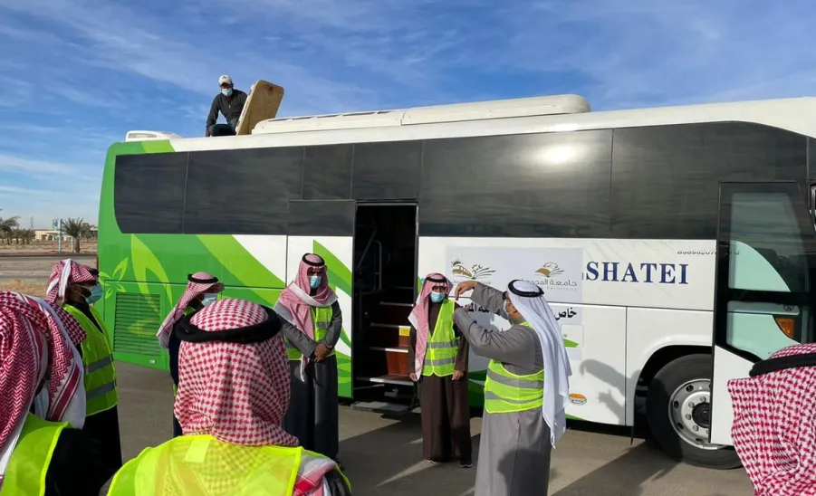 GENERAL ADMINISTRATION OF SERVICES TRAINS STUDENTS AND DRIVERS ON DEALING WITH MULTIPLE RISKS - جامعة المجمعة 