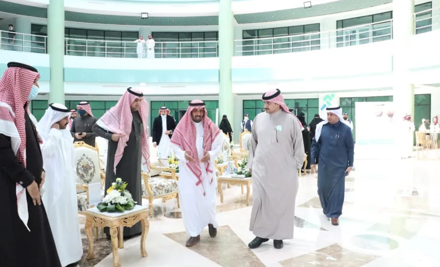 رئيس الجامعة يدشن فعاليات اليوم الدولي لمكافحة الفساد 2021 - 4
