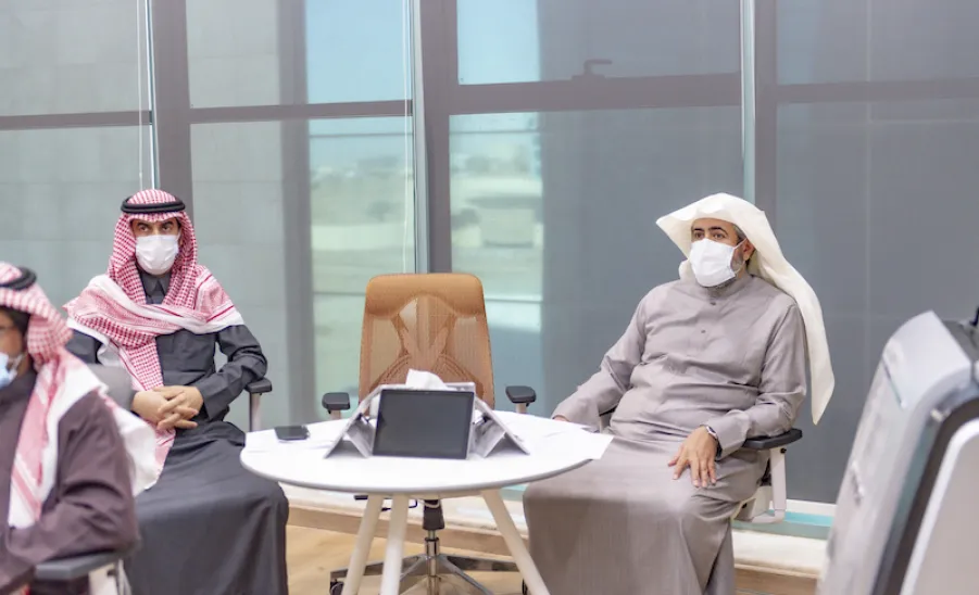 GENERAL ADMINISTRATION FOR ORGANIZATIONAL DEVELOPMENT CONDUCTS A WORKSHOP ON FORMS OF PROCEDURAL GUIDES  -  جامعة المجمعة 