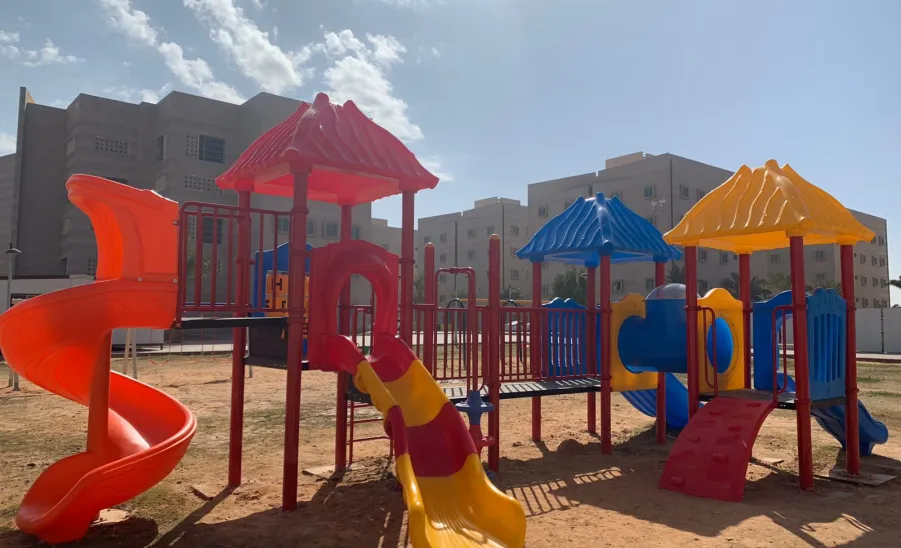 Renovating old playgrounds at university housing  - الألعاب 4
