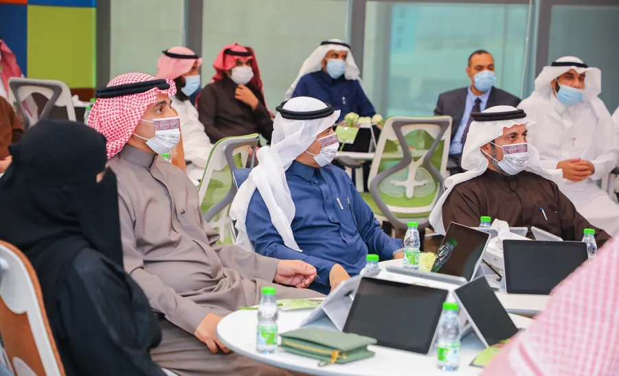 رئيس الجامعة يرعى لقاء التصفيات النهائية للمرحلة الأولى لتحدي الابتكار الجامعي للتنمية المستدامة -  جامعة المجمعة 