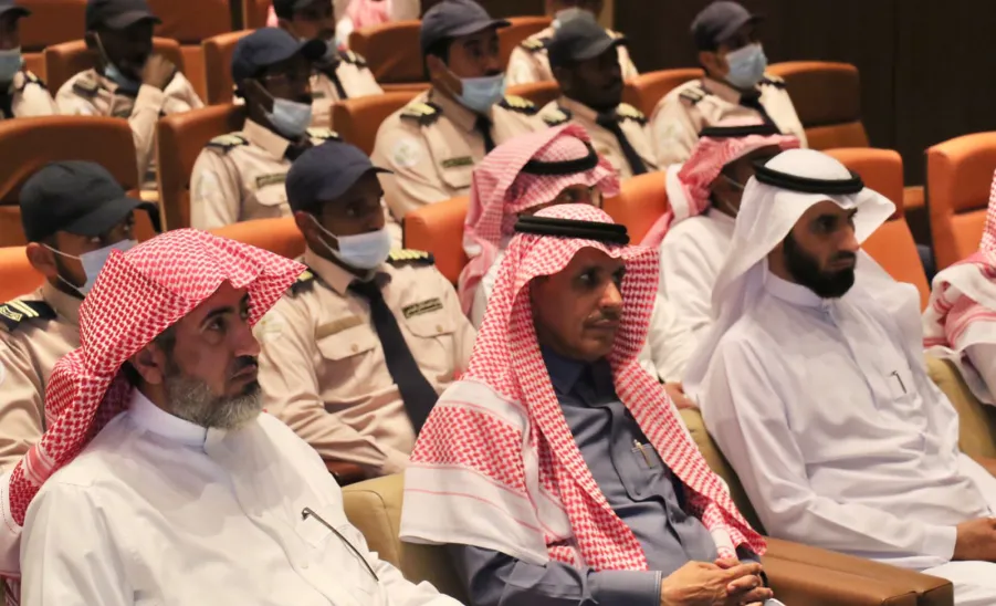 VICE-RECTOR PATRONIZES AWARDS CEREMONY FOR FIGHTING CORONAVIRUS PANDEMIC IN ZULFI CAMPUS  -  am