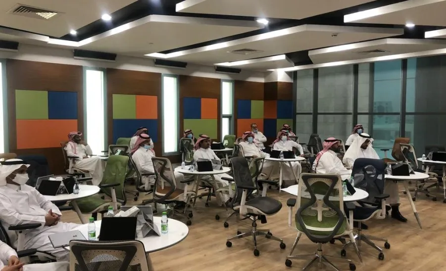 إدارة قياس الاداء بالمكتب تعقد ورشة عمل لملاك المؤشرات في الجامعة - مكتب الرؤية