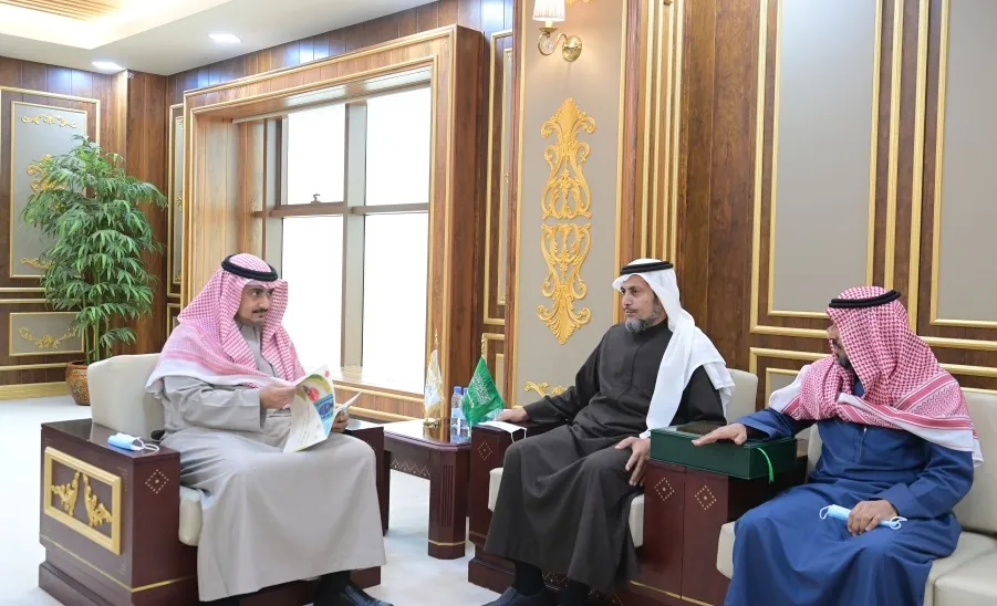 أ.د العبودي يشارك لقاء رئيس الجامعة برئيس وأعضاء مجلس إدارة نادي أصدقاء نزاهة الجامعي -  استقبال نادي نزاهه