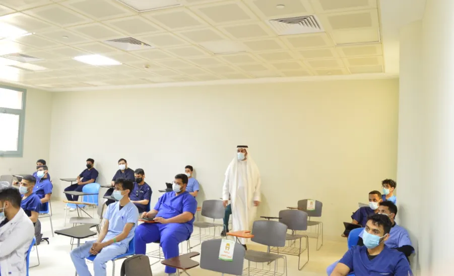 MU VICE-RECTOR INSPECTS THE PROGRESS OF STUDY DURING RAMADAN - جامعة المجمعة 