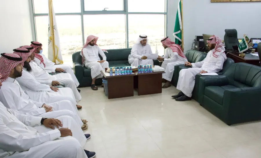 The Vice Dean for Educational Affairs visits the Deanship of Student Affairs
 - 2