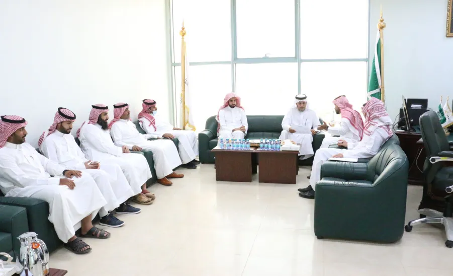 The Vice Dean for Educational Affairs visits the Deanship of Student Affairs
 - 1
