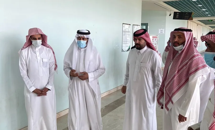 وكيل الجامعة للشؤون التعليمية يزور كليات الجامعة للاطمئنان على سير الاختبارات -  تفقد الاختبارات