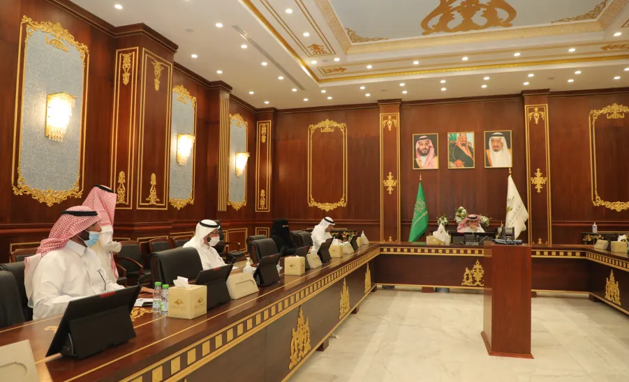 MU TENTH COUNCIL MEETING FOR ACADEMIC YEAR 1443 CHAIRED BY RECTOR
 -  جامعة المجمعة