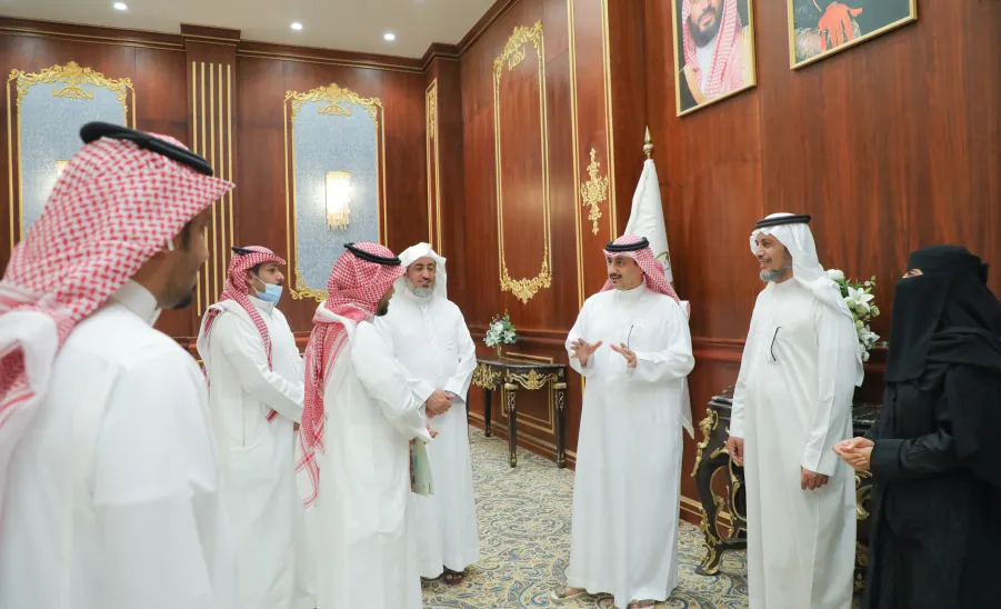 EMPLOYMENT AND ALUMNI AFFAIRS CENTER SIGNS AGREEMENTS WITH MAJMAAH MUNICIPALITY AND OTHER SECTORS -  جامعة المجمعة 