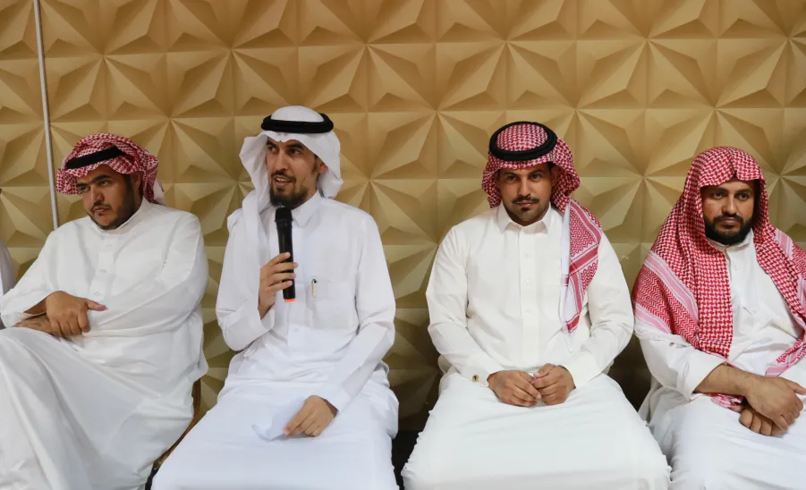 الإدارة تحتفل بعد تحقيق المركز الأول بجائزة رئيس الجامعة للجودة والتميز - 5