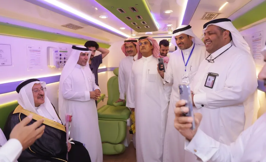 ضمن فعاليات برنامج المجمعة الشبابي : نادي أصدقاء بنك الدم بالجامعة ينفذ حملة للتبرع بالدم بالتعاون مع وزارة الرياضة -  صورة