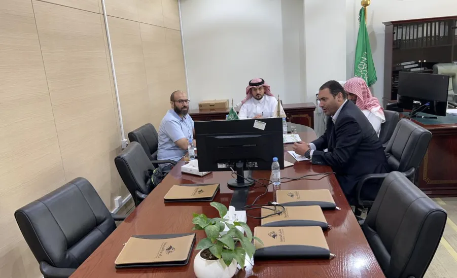 The college conducts a remote meeting with the College of Science in Zulfi 
 - fig