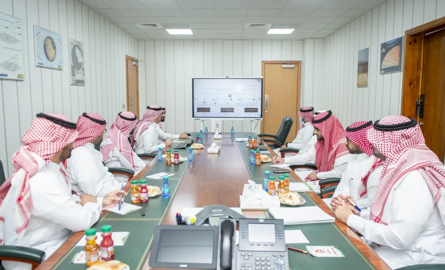 MU VICE-RECTOR WELCOMES A DELEGATION OF SASO -  جامعة المجمعة
