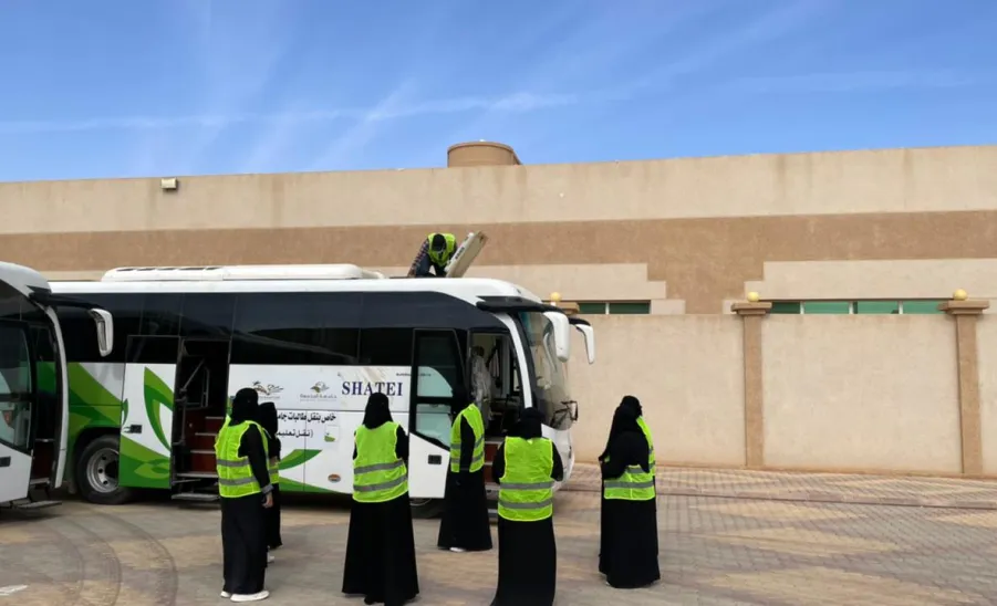 الإدارة العامة للخدمات تكمل استعداداتها وتعيد جدولة رحلاتها بما يتوافق مع مواعيد الاختبارات  - جامعة المجمعة 