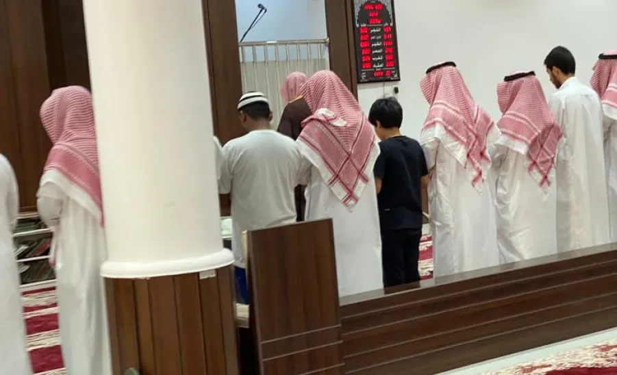 Seeking rain prayer performed at university housing -  صلاة الاستسقاء بالإسكان 3
