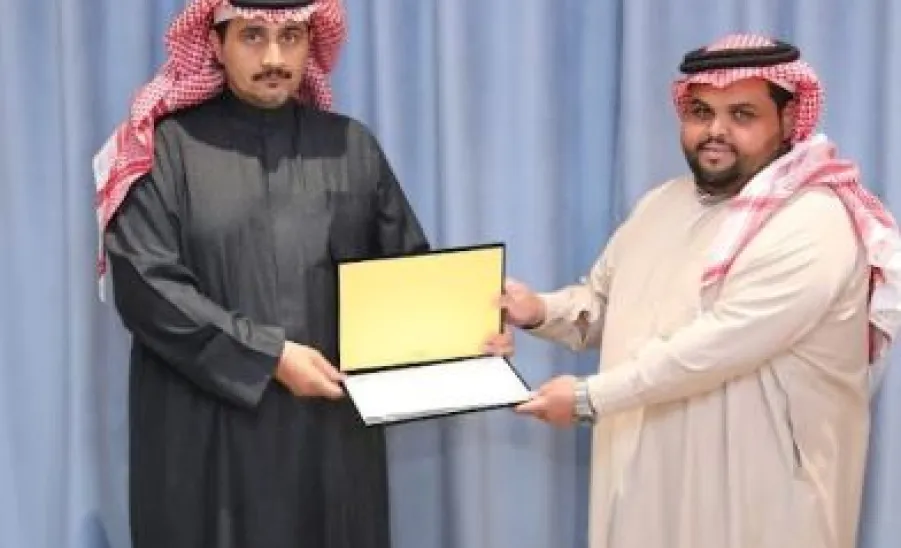 MU RECTOR PATRONIZES AWARDING CEREMONY ON INTERNATIONAL VOLUNTEER DAY
 - رررر