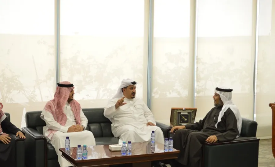 في سياق جهود الجامعة الحثيثة نحو المواءمة مع متطلبات سوق العمل... وكيل الجامعة للشؤون التعليمية "أ.د العبودي" يؤكد أهمية التعاون مع القطاع الخاص -  جانب استقبال أ.د العبودي