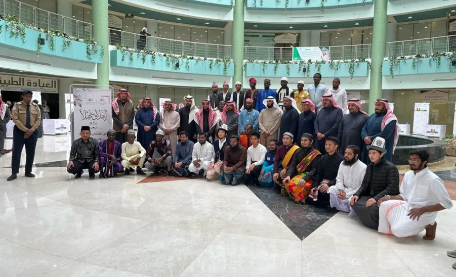 Honoring the General Administration of Facilities at the first Student Cultural Forum
 -  تكريم الإدارة العامة للمرافق في ملتقى الثقافات الطلابي الأول