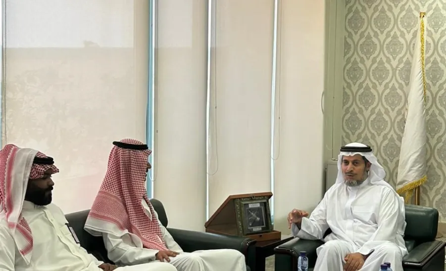 وكيل الجامعة للشؤون التعليمية "أ.د العبودي" يلتقي في مكتبه وفد من صندوق الموارد البشرية  -  لقاء وكيل الجامعة للشؤون التعليمية مع صندوق الموارد البشرية