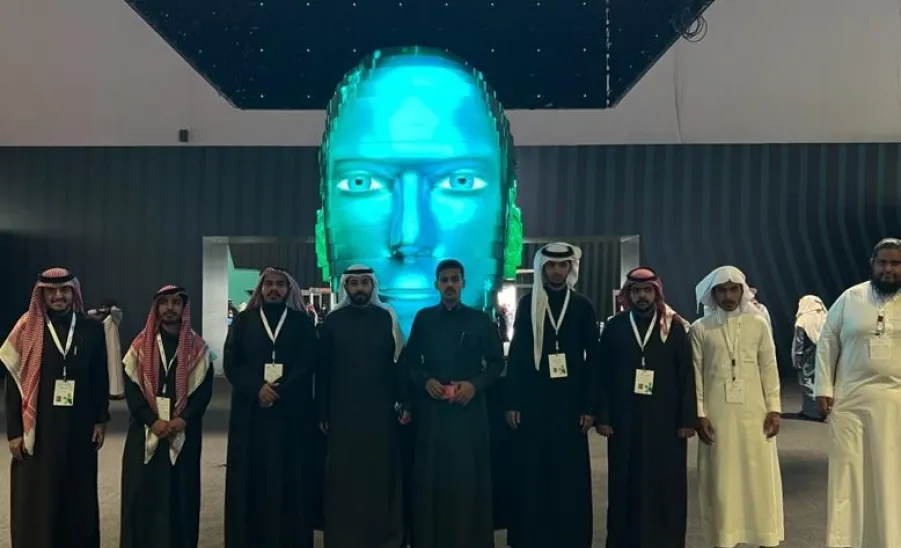 MU STUDENTS PARTICIPATES IN MUNICIPAL INVESTMENT FORUM 'FURAS' -  جامعة المجمعة 