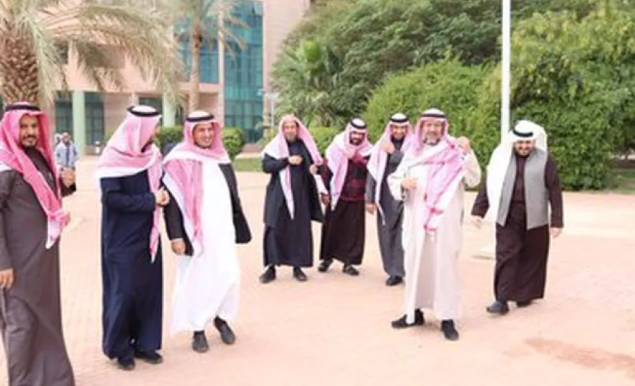 كلية التربية تنظم فعاليات اليوم المفتوح لطلاب الكلية. - كلية التربية تنظم يوماً مفتوحاً متنوع الفعاليات.