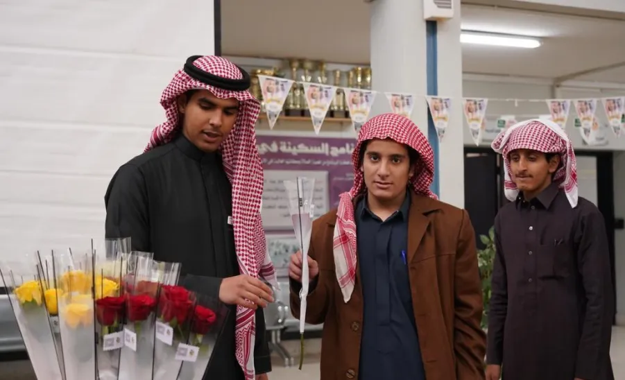 نادي الاعلام بجامعة المجمعة يقيم البرنامج التعريفي لطلبة المرحلة الثانوية - 3