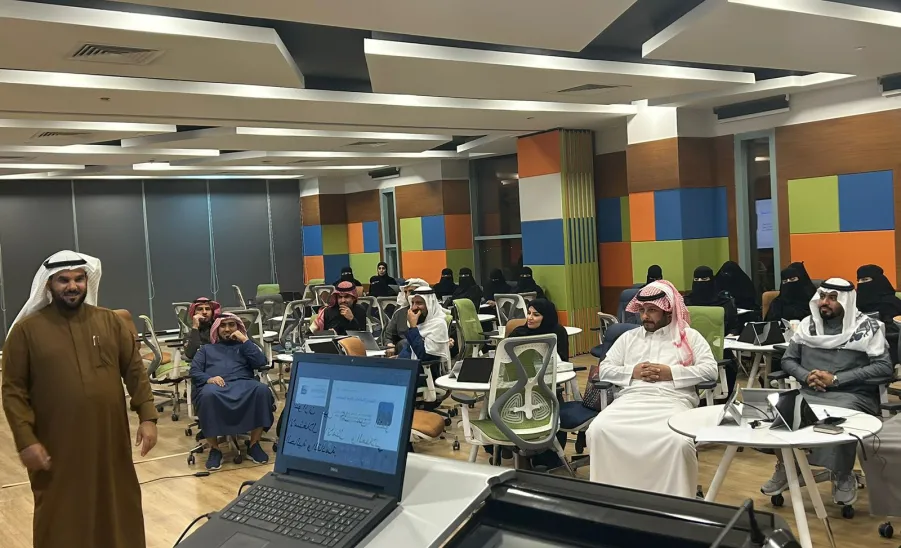 الجامعة تطلق البرنامج التدريبي لتأهيل خبراء تطبيقات الأهداف العالمية للتنمية المستدامة 2030 بمركز سيفال ( cifal )  - جامعة المجمعة 