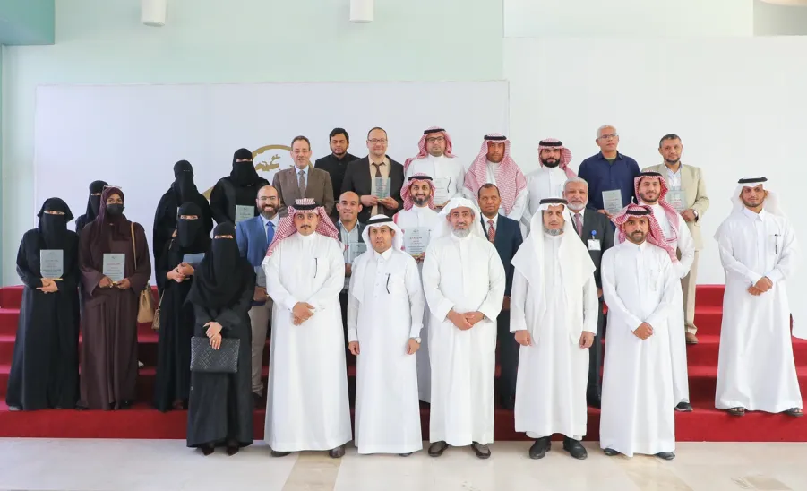 عمادة البحث العلمي تقيم الملتقى البحثي لمنسوبي الجامعة -  جامعة المجمعة