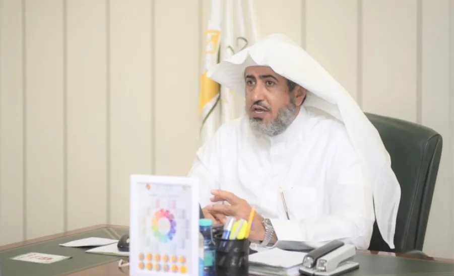 The Vice-Rector, Prof. Al-Dosari thanks the GAH -  سعادة وكيل الجامعة أ.د مسلم الدوسري