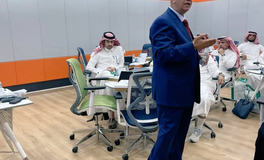 The deanship conducts the annual report preparation skills program
 -  صورة