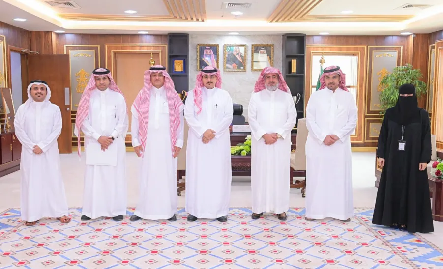 MU rector launches the project for developing leadership skills -  صورة