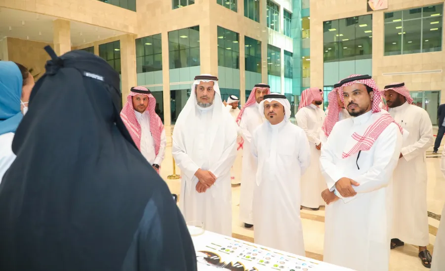 MU VICE-RECTOR LAUNCHES A DRUG AWARENESS CAMPAIGN  -  جامعة المجمعة 