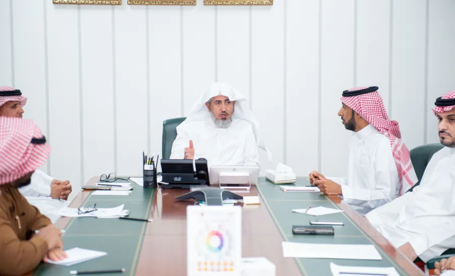 A discussion on how to establish a well-equipped building for College of Dentistry  - مناقشة احتياج كلية طب الأسنان لإنشاء عياداتها في المدينة الجامعية بالمجمعة